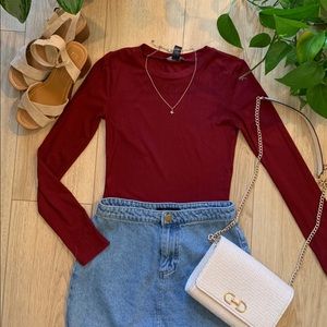 Red long sleeved crop